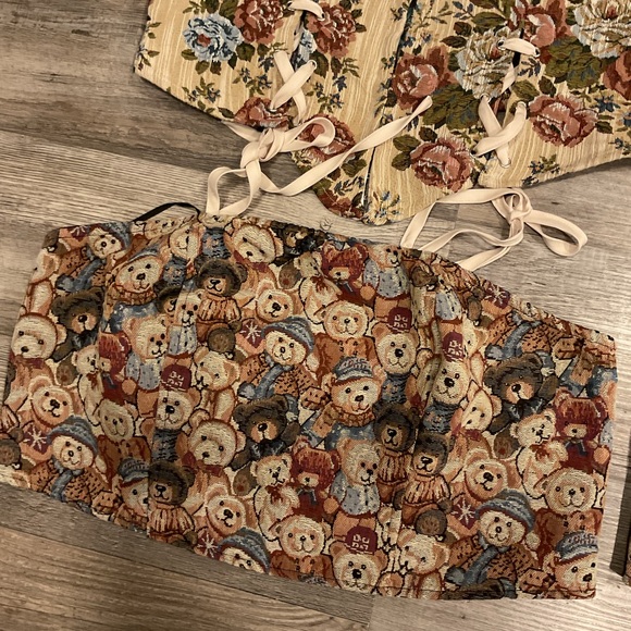 Women’s curvy corsets bundle - Picture 4 of 10